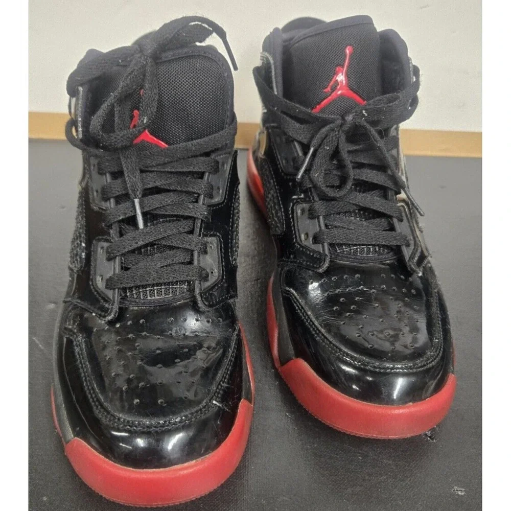 Size 8- Jordan Mars 270 Bred - CD7070-006
